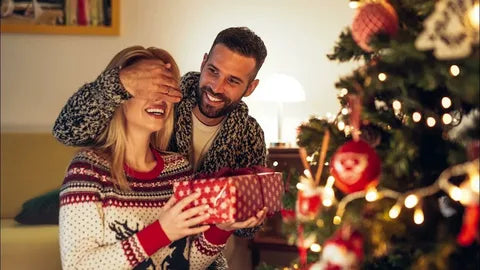 COUPLE'S CHRISTMAS GIFT COLLECTION